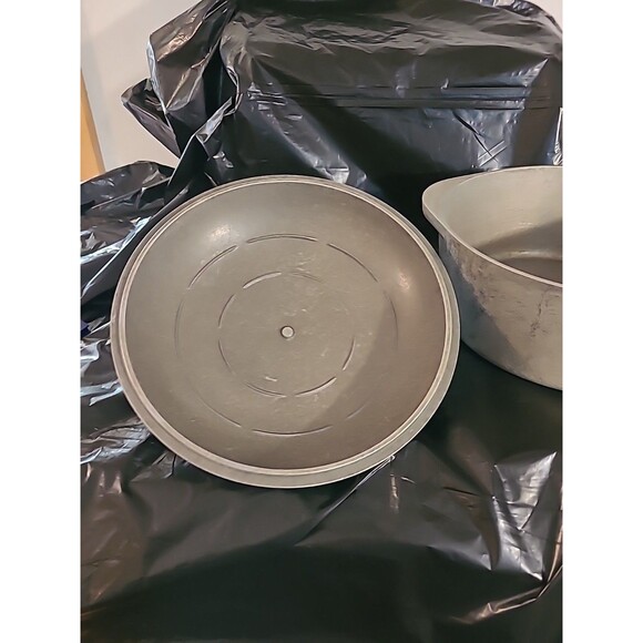 Vintage Club Aluminum Hammered 4.5 Qt. 10 Inch Dutch Oven Pot With Lid - Picture 4 of 8